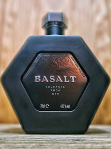 Giants Basalt - Volcanic Rock Gin