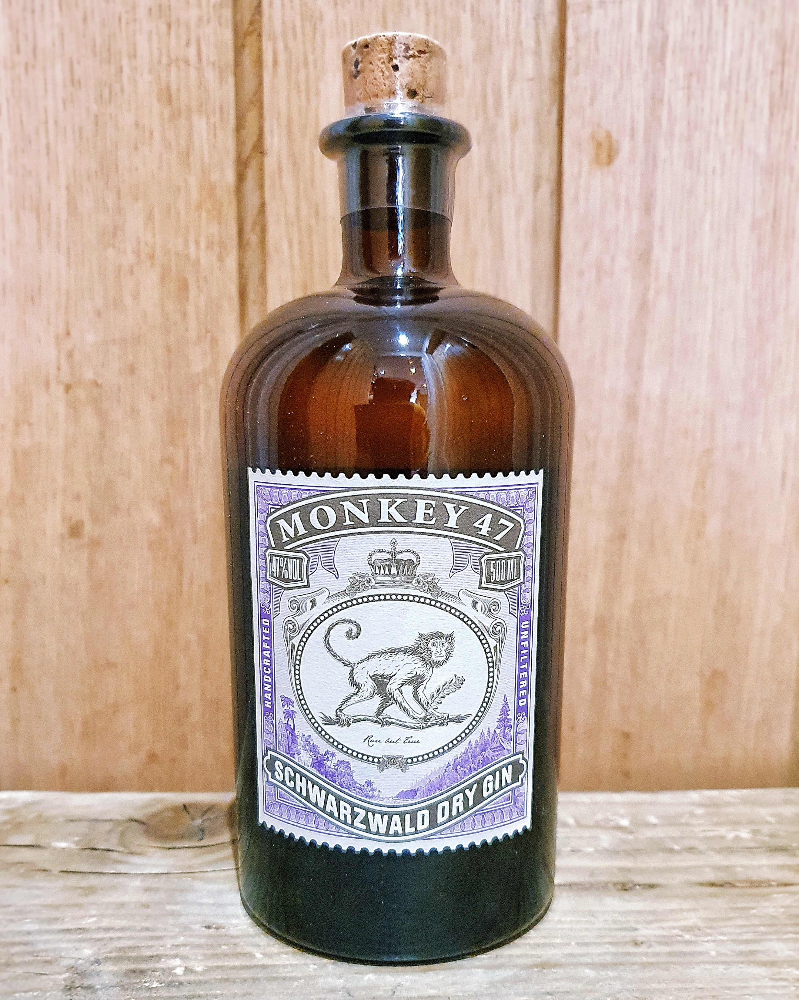 Monkey Jones & 47 – Gin Dexter
